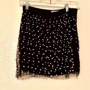 Black skirt with pearl beads